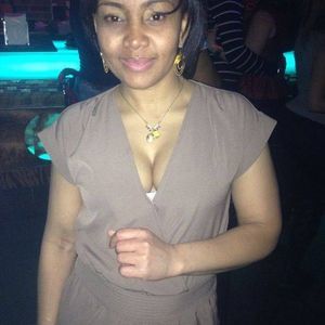 Meet your Posher, Eveliz